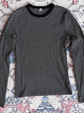 Uniqlo Soft Ribbed Long Sleeve T-Shirt - Size XSmall